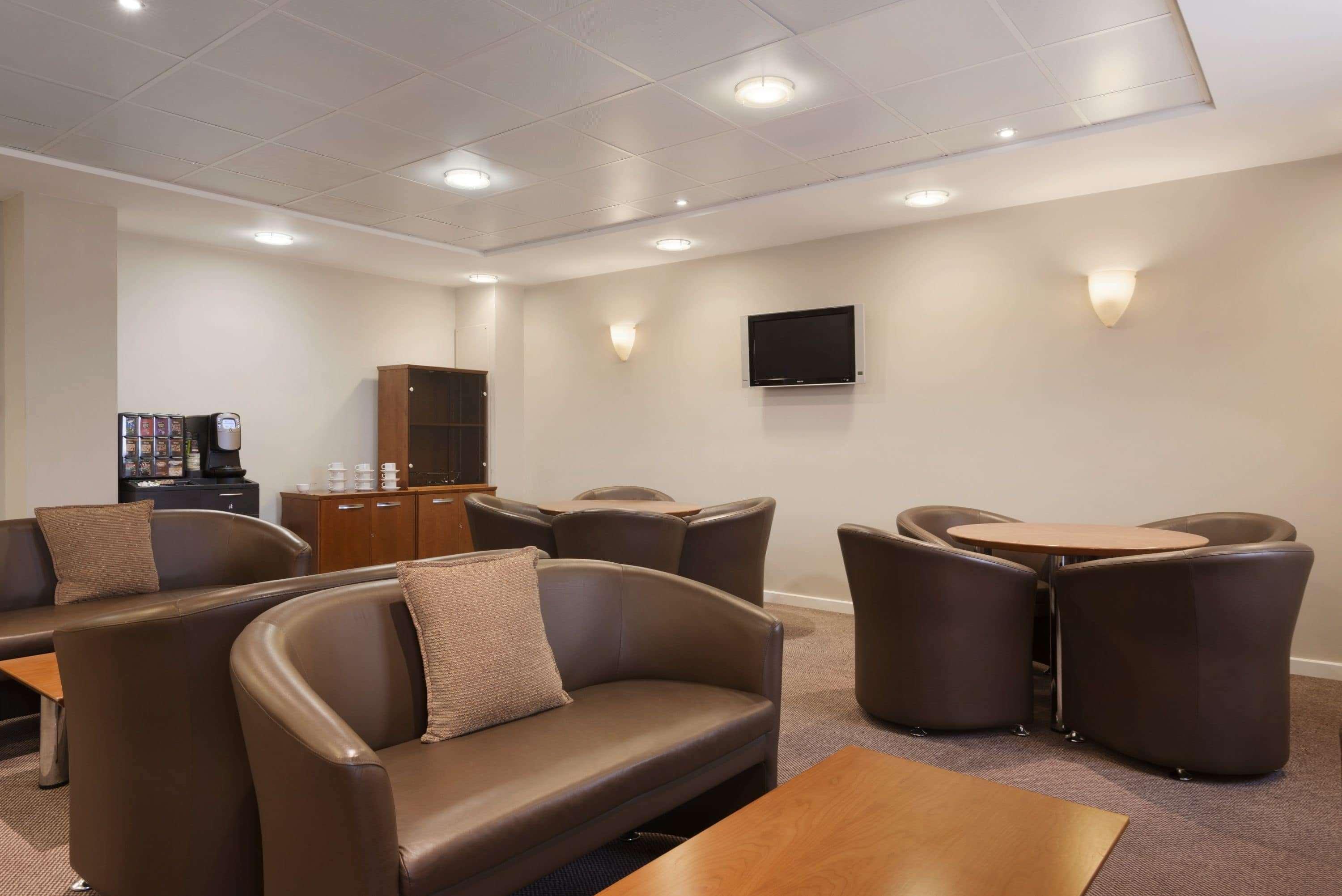 Hotel Ramada Plaza Wrexham Exteriér fotografie