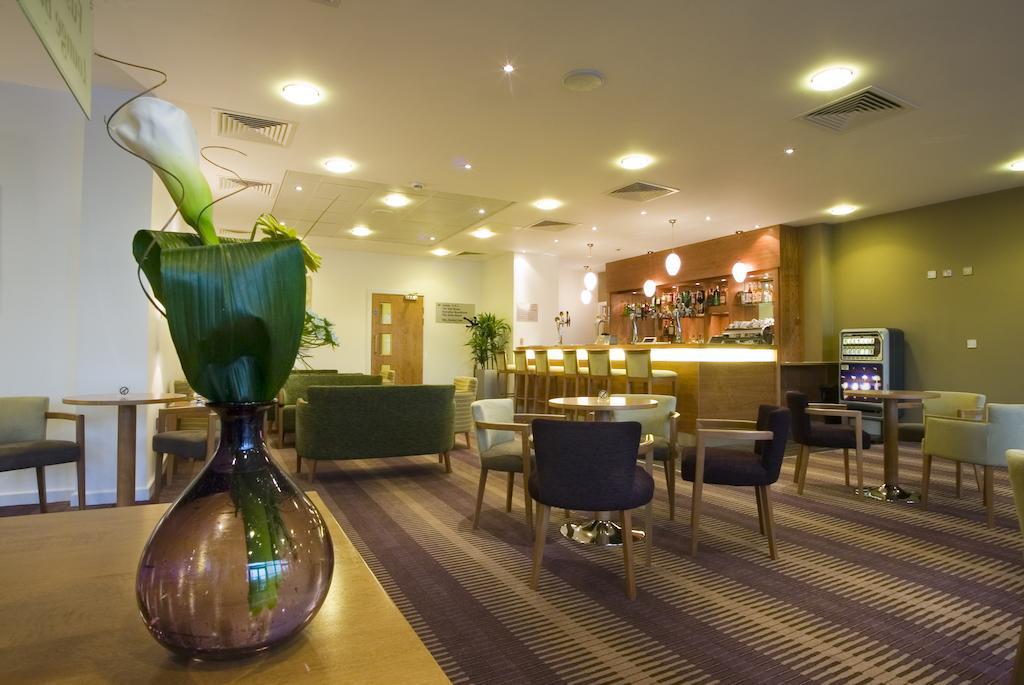 Hotel Ramada Plaza Wrexham Exteriér fotografie
